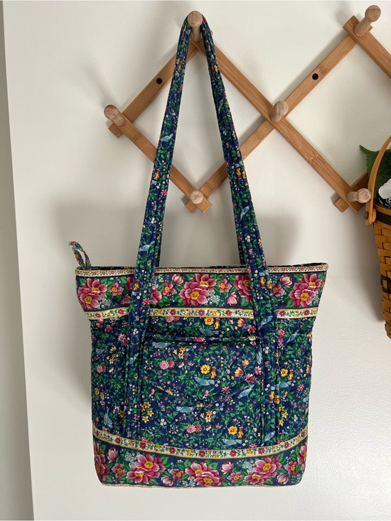 Vera Bradley Handbags - Vera Bradley Vintage Bluebird Villager Tote